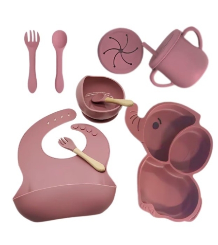 Set 10 Piese Servire Masa. Flippy, pentru Bebelusi si Copii, din Silicon/Lemn, cu Ventuze Anti-alunecare, fara Alergeni. +6 Luni, Model Elefant, Maro