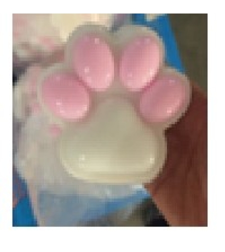 Jucarie Antistres Squishy, Flippy, cu Revenire Lenta, Labuta de Pisica Pufoasa, 8.5 x 7.5 cm, Ambalaj Transparent, Alb Roz