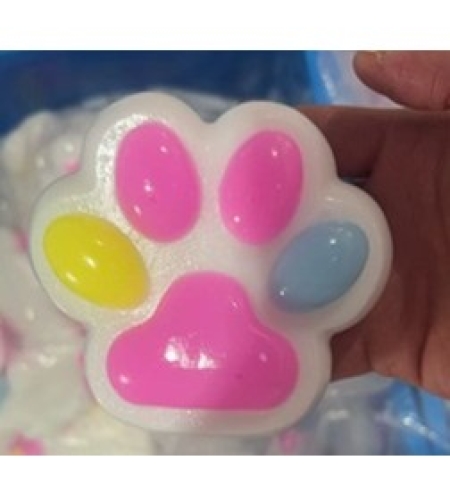 Jucarie Antistres Squishy, Flippy, cu Revenire Lenta, Labuta de Pisica Pufoasa, 8.5 x 7.5 cm, Ambalaj Transparent, Alb Roz Multicolor