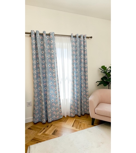 Set draperii Anabelle 2 x 1,40 m x 2,40 m.