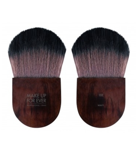 MAKEUP FOR EVER POWDER FLAT KABUKI NR. 132