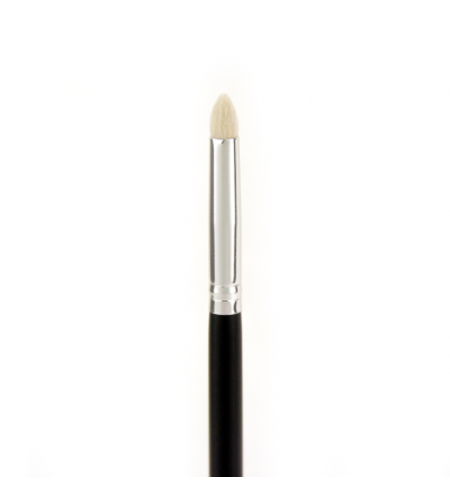Crown Brush Pro Precision Crease Brush C515