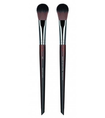 MAKEUP FOR EVER FLAT HIGHLIGHTER BRUSH - PENSULĂ FARD DE OBRAZ - NR. 142