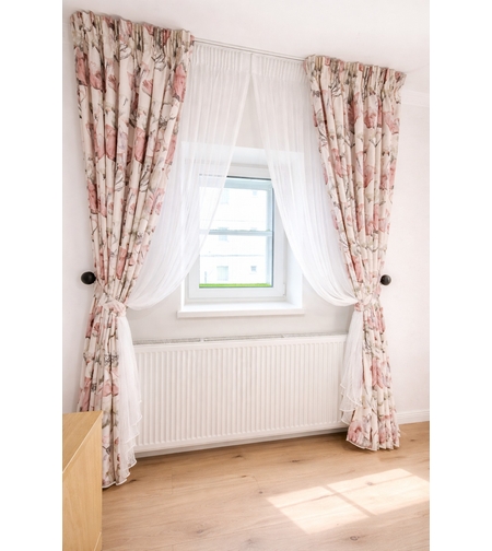 Draperie Emerald si perdea Storia