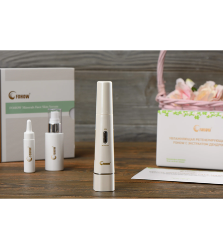 Dispozitivul de masaj facial cu iontoforeză