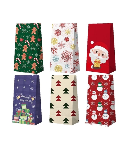 Set 12 Pungi de Cadou, Flippy, Tema Craciun, cu Motive Festive, 12 Stickere Incluse, 22 x 12 x 8 cm, din Hartie, Multicolor
