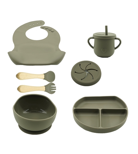 Set 8 piese diversificare bebelusi si copii din silicon Flippy, baveta, farfurie compartimentata cu ventuza, bol cu ventuza, tacamuri din lemn si silicon, cana pentru gustari, fara alergeni, verde inchis