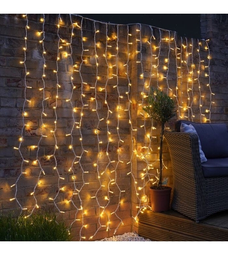 Instalatie Craciun, Tip Perdea, IP44, 6 m x 3 m, 480 LED-uri, Alb Cald, cu 8 jocuri de lumini, 31 V, 9W, Interconectabila, Prelungitor 3 m inclus, Fir transparent, Interior/ Exterior, Vafy