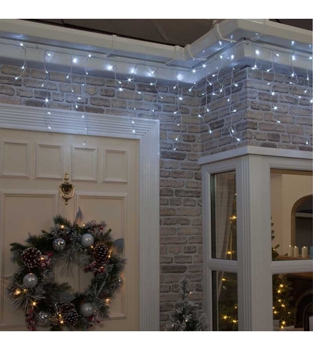 Instalatie Craciun Turturi, IP44, 25 m, 228 Led-uri ,Perdea Franjurata, Alb rece, 8 jocuri de lumini, Transformator 31 V, Putere 9 W, Interconectabila, Interior/Exterior, Prelungitor 3 m inclus, Fir Alb, Flippy