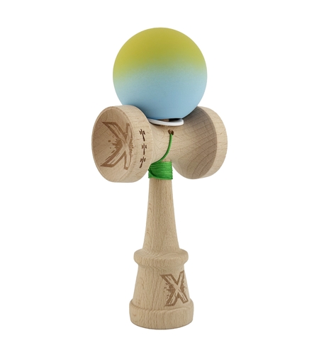 Kendama X Originala, Profesionala, Flippy, Rubber Grip, Cupe Mari KING SIZE V3, Gaura in Baza, Rulment Metalic, din lemn 18 cm, Ata 62/65 cm, Gradient Galben/Albastru deschis