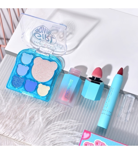 Set 3 Produse de Machiaj, KEVIN & COCO, Ice Blue Bear, 6 culori, 15.5 x 13 x 3.4 cm