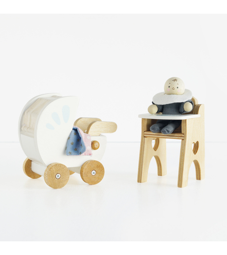 Set bebelus cu accesorii, Le Toy Van, din lemn