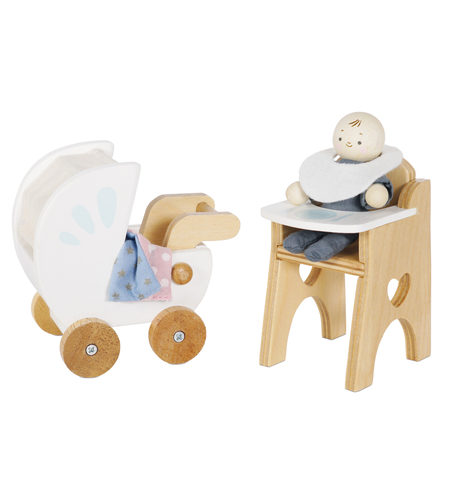 Set bebelus cu accesorii, Le Toy Van, din lemn