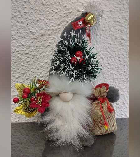 Коледно джудже с чувал