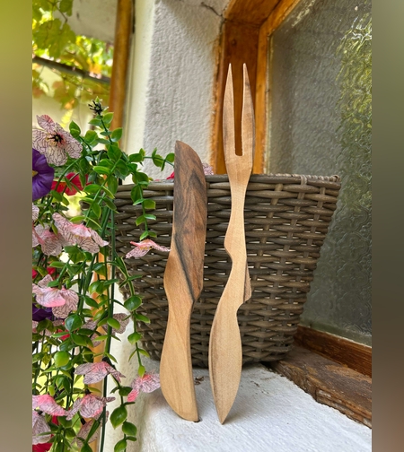Комплект от дървени нож и лъжица
