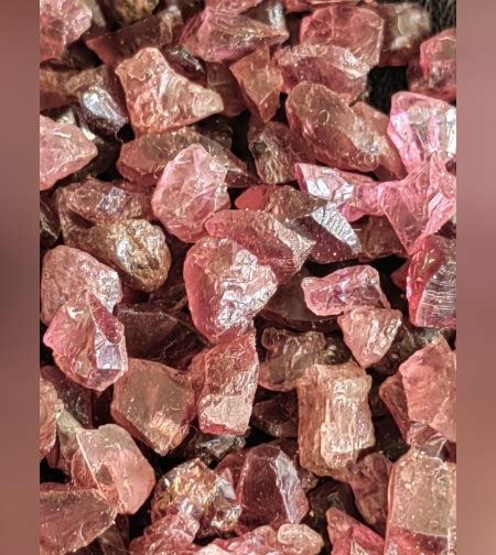 Шпинел Необработен