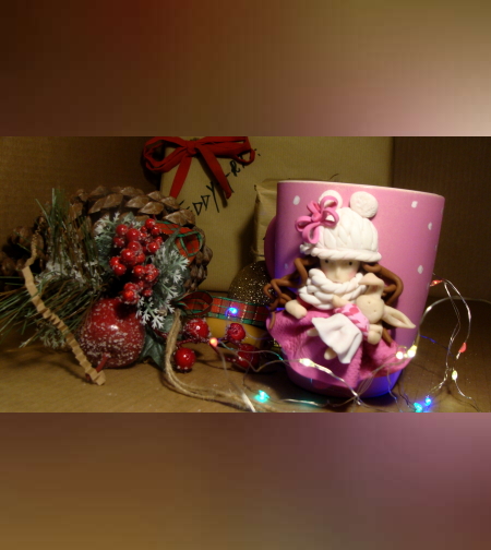 Момиченце със зайче