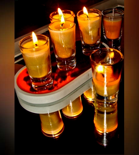 Табла с шотове! Кокосово - соеви свещи ! Парфюмен аромат!