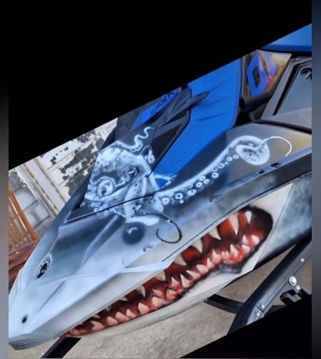 Рисунка върху джет