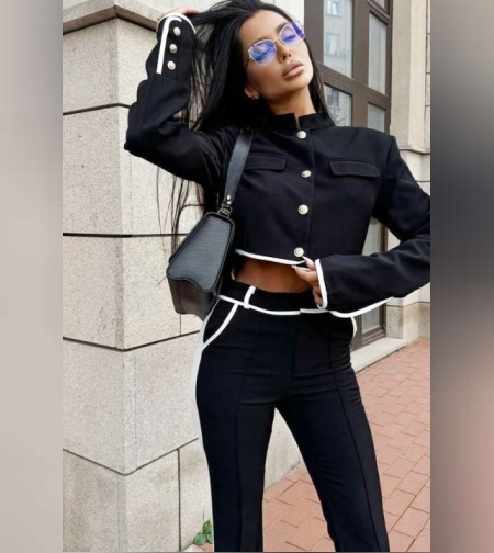 Комплект от две части