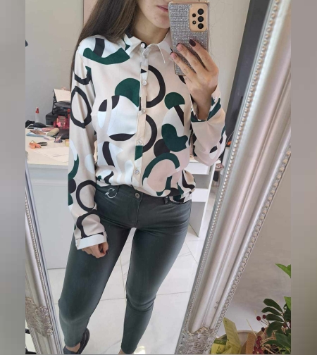 Дамска риза