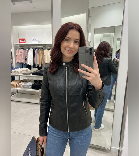 Дамско яке от еко кожа Black Elegance