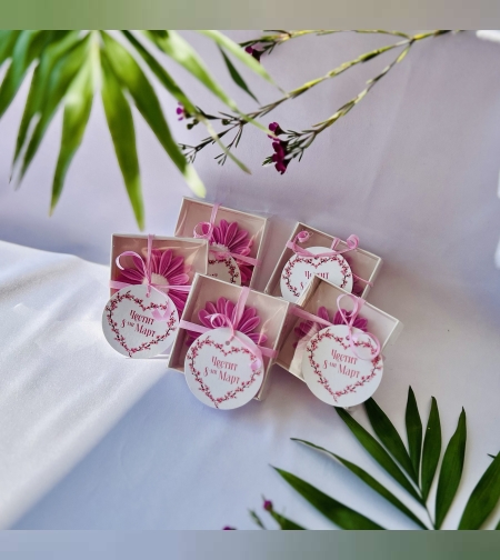 Ароматна ръчно изработена свещ „Цвете“