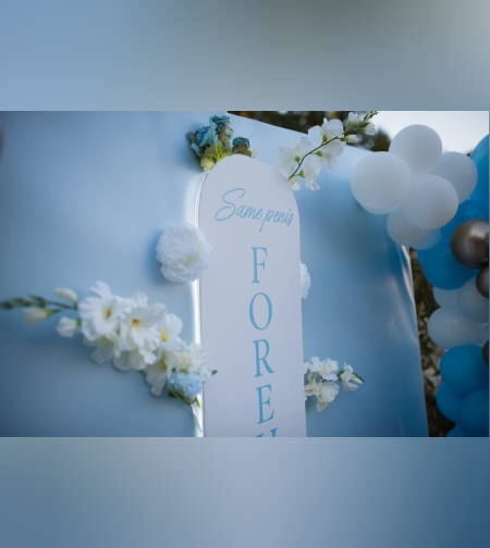 Светеща табела фигура