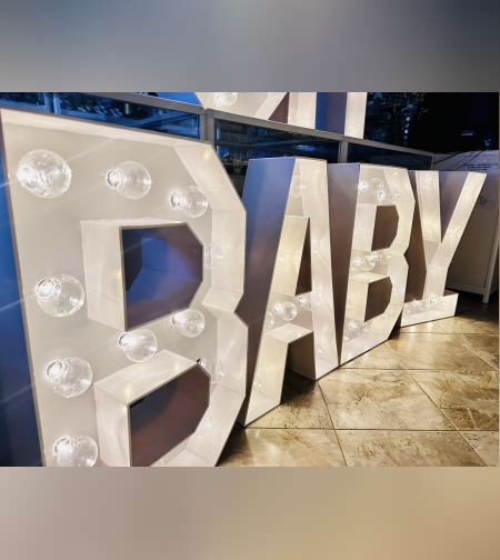 Светещ надпис OH BABY