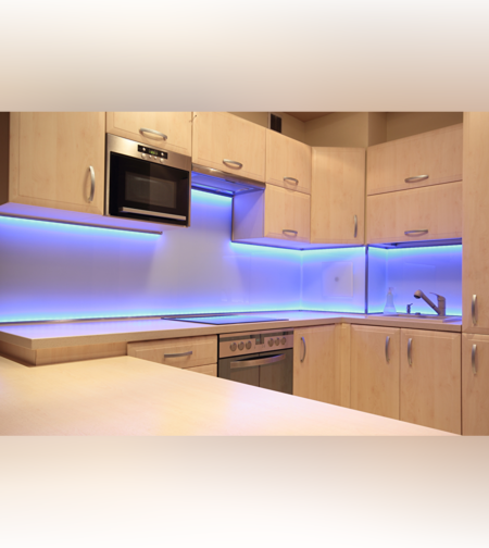 Комплект RGB светодиодно осветление  220V-240V AC 120° 12W RGB SMD 5050