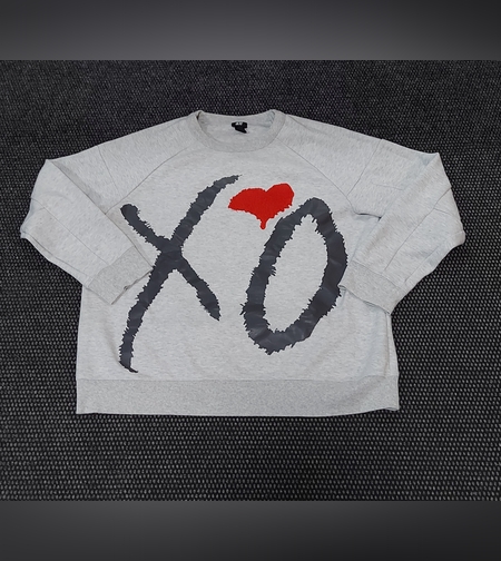 H & m the weeknd Суичър