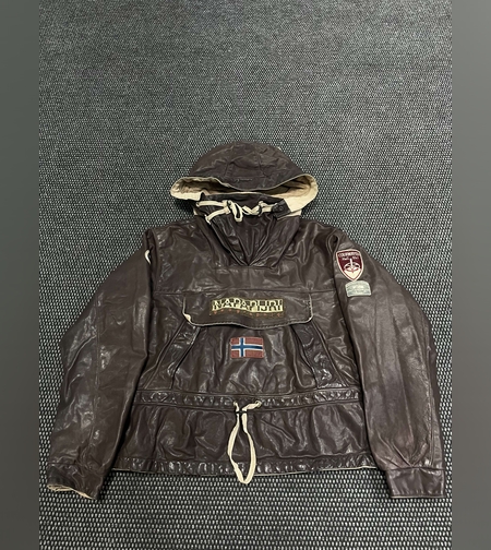 Napapijri кожено дамско яке L размер