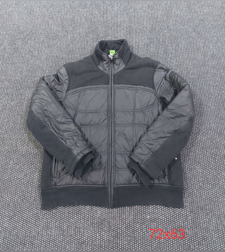 Hugo boss яке L/XL размер