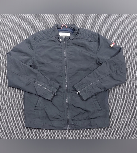 Tommy hilfiger M размер яке преходно