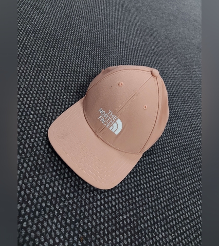 The north face шапка мъжка