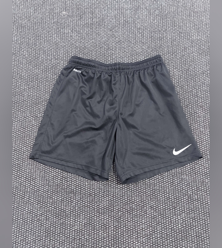 Nike шорти M размер мъжки