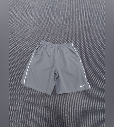 Nike шорти мъжки S размер