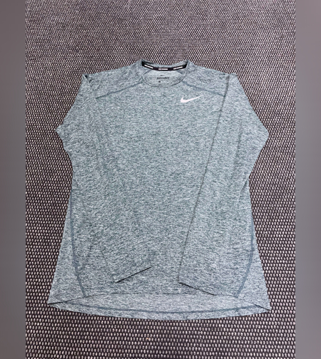 Nike блуза M размер мъжка