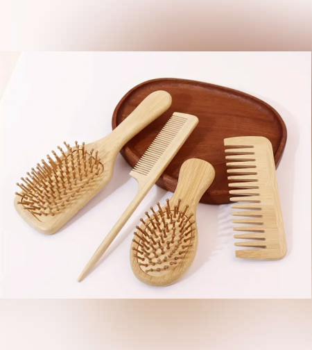 Луксозен комплект дървени четки и гребени за коса