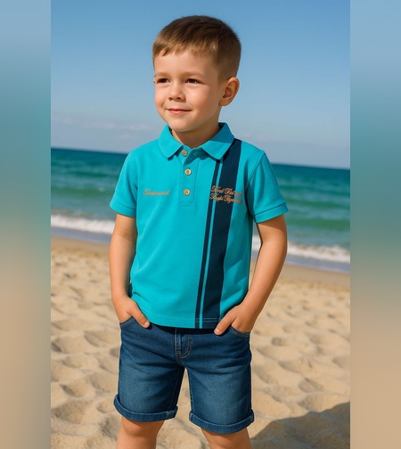 Тениска с Яка и Дънкови Панталонки