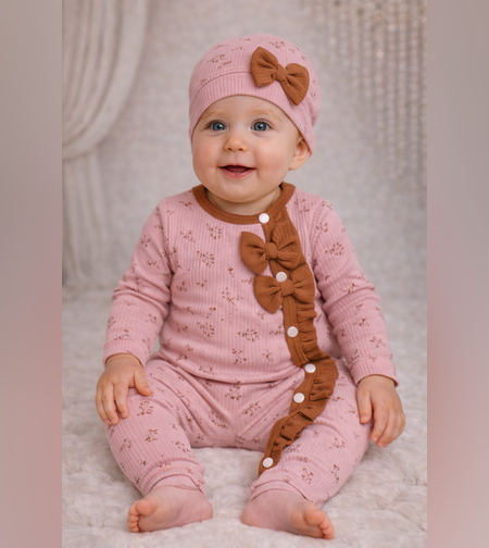 Бебешки гащеризон с панделка и шапка