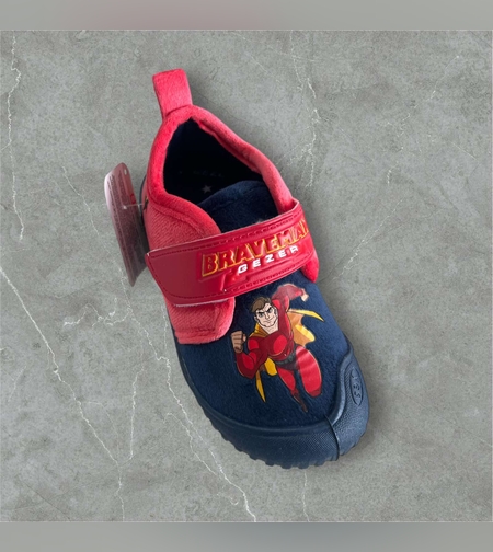 Детски пантофи