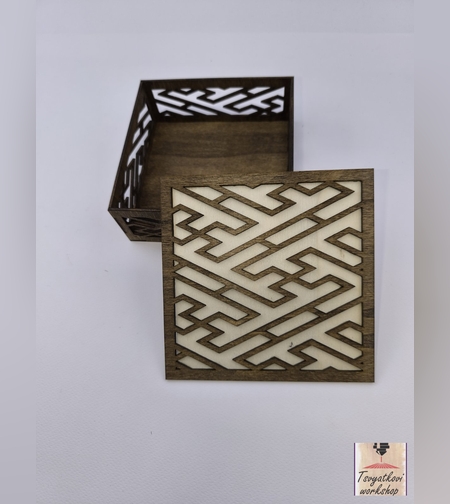 Стилна кутийка за бижута с уникален дизайн