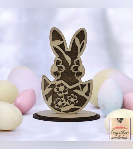 Великденска украса зайче в яйце
