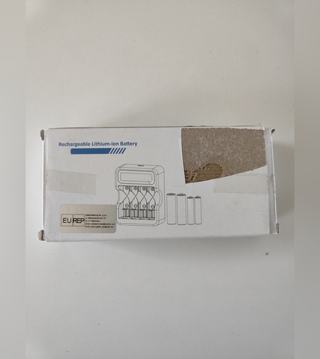 Зарядно плюс батерии