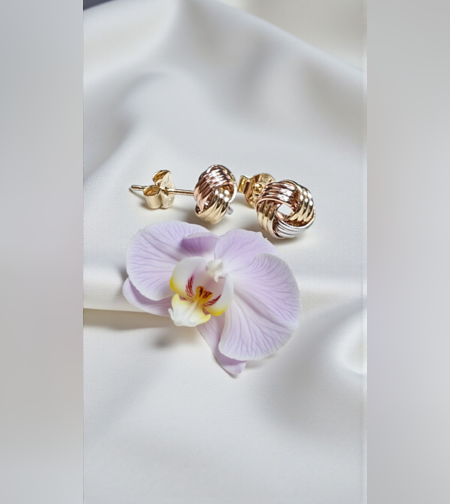 Златни обеци 