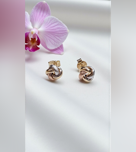 Златни обеци 