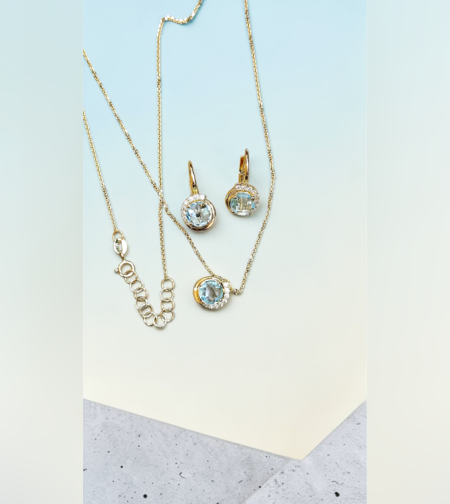 Колие и обеци 