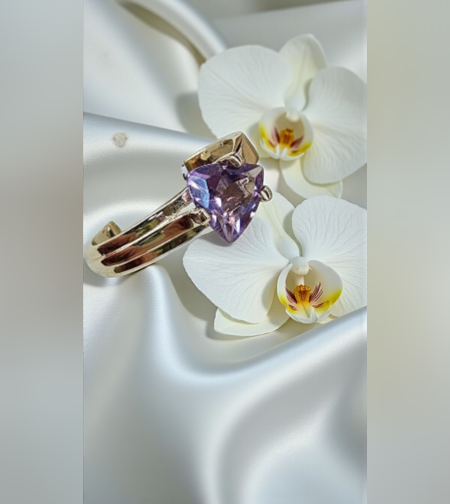 Златен пръстен с Аметист руско производство