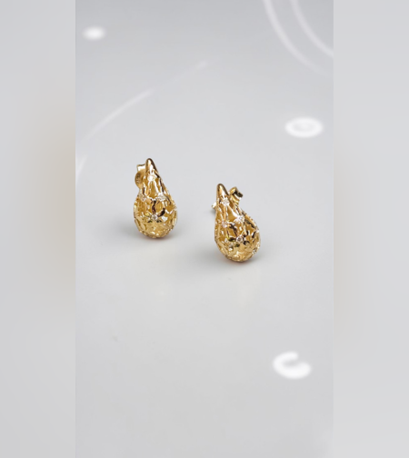 Златни обеци с диаманти 